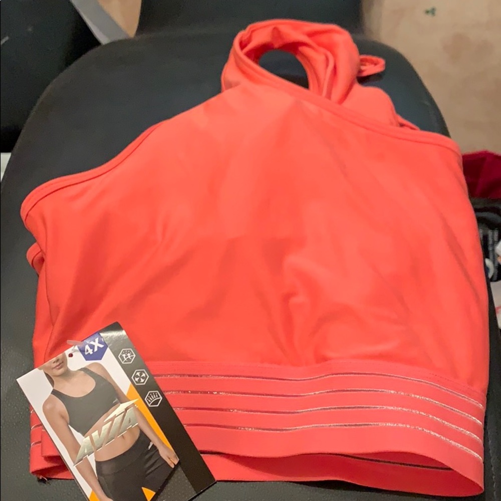 Sports bra